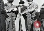 Standbild Erste erfolgreiche post rocket Deutschland, 1931, aus Sekunde 46 historischem Filmmaterial Videoclip 65675024387