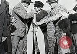 Standbild Erste erfolgreiche post rocket Deutschland, 1931, aus Sekunde 56 historischem Filmmaterial Videoclip 65675024387