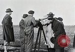 Standbild Erste erfolgreiche post rocket Deutschland, 1931, aus Sekunde 57 historischem Filmmaterial Videoclip 65675024387