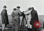 Standbild Erste erfolgreiche post rocket Deutschland, 1931, aus Sekunde 58 historischem Filmmaterial Videoclip 65675024387