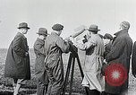 Standbild Erste erfolgreiche post rocket Deutschland, 1931, aus Sekunde 61 historischem Filmmaterial Videoclip 65675024387