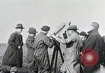 Standbild Erste erfolgreiche post rocket Deutschland, 1931, aus Sekunde 62 historischem Filmmaterial Videoclip 65675024387