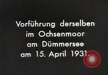 Standbild Reinhold Bodenbearbeitung Deutschland, 1931, aus Sekunde 5 historischem Filmmaterial Videoclip 65675024388