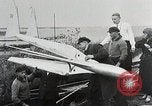 Standbild Reinhold Bodenbearbeitung Deutschland, 1931, aus Sekunde 17 historischem Filmmaterial Videoclip 65675024388