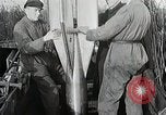 Standbild Reinhold Bodenbearbeitung Deutschland, 1931, aus Sekunde 40 historischem Filmmaterial Videoclip 65675024388