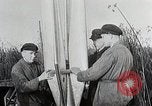 Standbild Reinhold Bodenbearbeitung Deutschland, 1931, aus Sekunde 42 historischem Filmmaterial Videoclip 65675024388