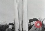 Standbild Reinhold Bodenbearbeitung Deutschland, 1931, aus Sekunde 44 historischem Filmmaterial Videoclip 65675024388