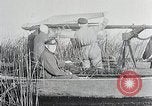 Standbild Reinhold Bodenbearbeitung Deutschland, 1931, aus Sekunde 47 historischem Filmmaterial Videoclip 65675024388