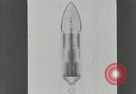 Standbild Projektil Raketen Deutschland, 1934, aus Sekunde 35 historischem Filmmaterial Videoclip 65675024393