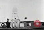 Standbild Testen Raketen auf Schwielowsee Deutschland, 1933, aus Sekunde 20 historischem Filmmaterial Videoclip 65675024413