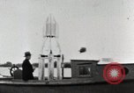 Standbild Testen Raketen auf Schwielowsee Deutschland, 1933, aus Sekunde 21 historischem Filmmaterial Videoclip 65675024413