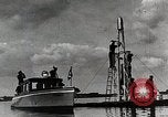 Standbild Testen Raketen auf Schwielowsee Deutschland, 1933, aus Sekunde 44 historischem Filmmaterial Videoclip 65675024413