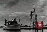 Standbild Testen Raketen auf Schwielowsee Deutschland, 1933, aus Sekunde 48 historischem Filmmaterial Videoclip 65675024413
