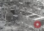 Standbild Ansichten der zerstörten Berlin am Ende des Zweiten Weltkrieg Berlin Deutschland, 1945, aus Sekunde 31 historischem Filmmaterial Videoclip 65675024426