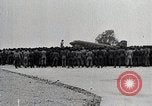 Standbild Amerikanische 82 Und 101 Fallschirmjäger am Vorabend des D-Day Invasion Frankreichs England, 1944, aus Sekunde 4 historischem Filmmaterial Videoclip 65675024429