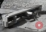 Standbild Amerikanische 82 Und 101 Fallschirmjäger am Vorabend des D-Day Invasion Frankreichs England, 1944, aus Sekunde 55 historischem Filmmaterial Videoclip 65675024429