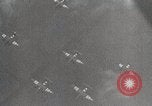 Standbild Der D-Day Invasion Schlacht an den Stränden Normandie Frankreich, 1944, aus Sekunde 10 historischem Filmmaterial Videoclip 65675024431