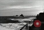 Standbild Der D-Day Invasion Schlacht an den Stränden Normandie Frankreich, 1944, aus Sekunde 13 historischem Filmmaterial Videoclip 65675024431
