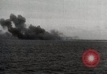 Standbild Der D-Day Invasion Schlacht an den Stränden Normandie Frankreich, 1944, aus Sekunde 50 historischem Filmmaterial Videoclip 65675024431