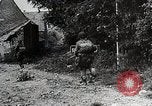 Standbild Verbündeten voraus nach D-Day Invasion Normandie Frankreich, 1944, aus Sekunde 3 historischem Filmmaterial Videoclip 65675024432