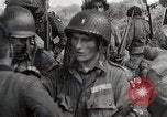 Standbild Verbündeten voraus nach D-Day Invasion Normandie Frankreich, 1944, aus Sekunde 12 historischem Filmmaterial Videoclip 65675024432