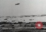 Standbild Verbündeten voraus nach D-Day Invasion Normandie Frankreich, 1944, aus Sekunde 29 historischem Filmmaterial Videoclip 65675024432