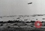 Standbild Verbündeten voraus nach D-Day Invasion Normandie Frankreich, 1944, aus Sekunde 31 historischem Filmmaterial Videoclip 65675024432