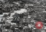 Immagine di Alleati importanti città portuale dopo il D-Day nella seconda guerra mondiale Cherbourg Francia, 1944, secondo 19 filmato di repertorio 65675024433