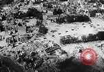 Immagine di Alleati importanti città portuale dopo il D-Day nella seconda guerra mondiale Cherbourg Francia, 1944, secondo 27 filmato di repertorio 65675024433
