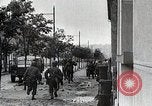 Immagine di Alleati importanti città portuale dopo il D-Day nella seconda guerra mondiale Cherbourg Francia, 1944, secondo 57 filmato di repertorio 65675024433
