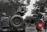 Image Alliés continuent progresser à travers la Normandie Normandie France, 1944, de la seconde 34 séquences d'archives historiques vidéo 65675024435