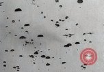 Standbild Verbündeten Angriff Niederlande und Stadt Aachen während Zweiten Weltkrieg Deutschland, 1944, aus Sekunde 39 historischem Filmmaterial Videoclip 65675024439