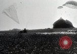 Standbild Verbündeten Angriff Niederlande und Stadt Aachen während Zweiten Weltkrieg Deutschland, 1944, aus Sekunde 53 historischem Filmmaterial Videoclip 65675024439