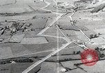 Image des Alliés de lancer des attaques au sol contre l'Allemagne au cours Seconde Guerre Mondiale Allemagne, 1944, de la seconde 10 séquences d'archives historiques vidéo 65675024440