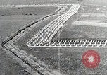 Image des Alliés de lancer des attaques au sol contre l'Allemagne au cours Seconde Guerre Mondiale Allemagne, 1944, de la seconde 18 séquences d'archives historiques vidéo 65675024440
