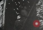 Image des troupes américaines embourbé dans la boue sont visités par le général Eisenhower Allemagne, 1944, de la seconde 20 séquences d'archives historiques vidéo 65675024441