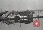 Image les troupes américaines lutte leur voie dans une petite ville Allemagne, 1944, de la seconde 9 séquences d'archives historiques vidéo 65675024442