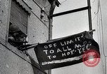 Image les troupes américaines lutte leur voie dans une petite ville Allemagne, 1944, de la seconde 39 séquences d'archives historiques vidéo 65675024442