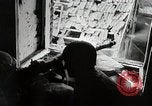 Image les troupes américaines lutte leur voie dans une petite ville Allemagne, 1944, de la seconde 50 séquences d'archives historiques vidéo 65675024442