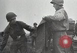 Standbild US-Infanteriedivision 26 Yankee feiert Thanksgiving Frankreich, 1944, aus Sekunde 19 historischem Filmmaterial Videoclip 65675024443