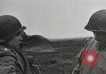 Standbild US-Infanteriedivision 26 Yankee feiert Thanksgiving Frankreich, 1944, aus Sekunde 26 historischem Filmmaterial Videoclip 65675024443