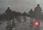 Standbild US-Infanteriedivision 26 Yankee feiert Thanksgiving Frankreich, 1944, aus Sekunde 35 historischem Filmmaterial Videoclip 65675024443