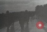 Standbild US-Infanteriedivision 26 Yankee feiert Thanksgiving Frankreich, 1944, aus Sekunde 46 historischem Filmmaterial Videoclip 65675024443