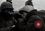 Standbild US-Infanteriedivision 26 Yankee feiert Thanksgiving Frankreich, 1944, aus Sekunde 58 historischem Filmmaterial Videoclip 65675024443