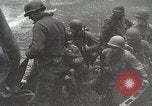Image les forces américaines l'avance en Allemagne en Seconde Guerre Mondiale Julich Allemagne, 1945, de la seconde 19 séquences d'archives historiques vidéo 65675024449