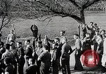 Image libération de soldats américains de camp de prisonniers allemands Allemagne, 1945, de la seconde 15 séquences d'archives historiques vidéo 65675024453