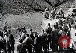 Image libération de soldats américains de camp de prisonniers allemands Allemagne, 1945, de la seconde 18 séquences d'archives historiques vidéo 65675024453