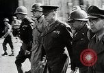 Image libération de soldats américains de camp de prisonniers allemands Allemagne, 1945, de la seconde 22 séquences d'archives historiques vidéo 65675024453
