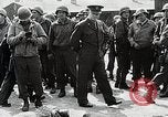 Image libération de soldats américains de camp de prisonniers allemands Allemagne, 1945, de la seconde 38 séquences d'archives historiques vidéo 65675024453