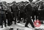 Image libération de soldats américains de camp de prisonniers allemands Allemagne, 1945, de la seconde 39 séquences d'archives historiques vidéo 65675024453